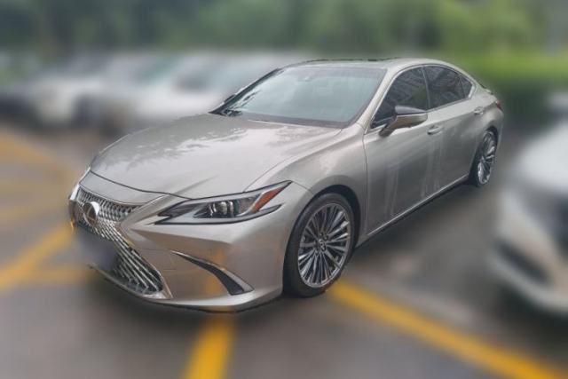 Used Lexus ES 2022 300h Excellence Edition