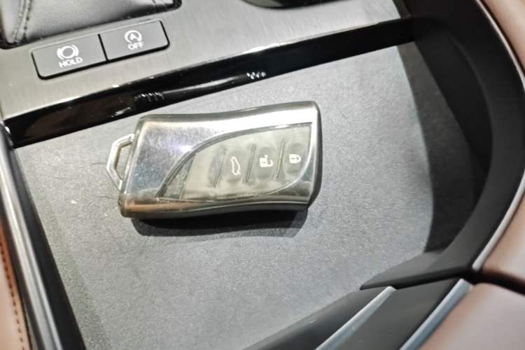 Used Lexus ES 2022 200 Excellence Edition Interior 1