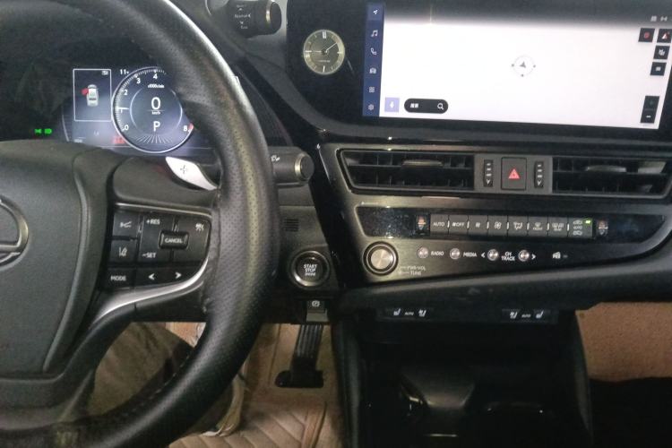Used Lexus ES 2022 260 Excellence Edition Interior 2