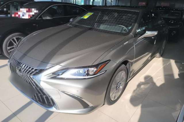 Used Lexus ES 2022 300h Excellence Edition
