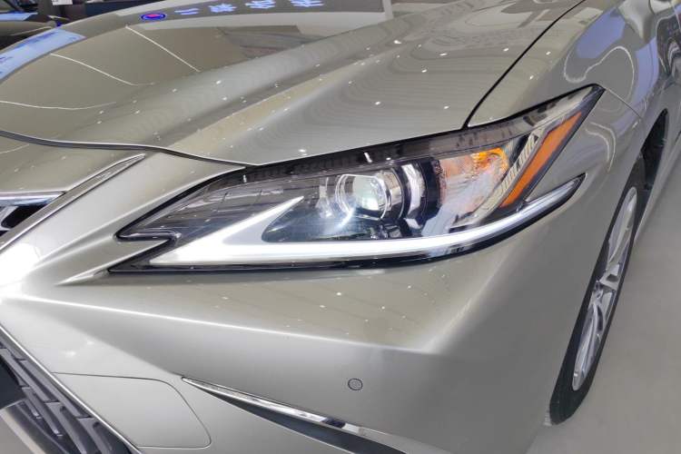 Used Lexus ES 2022 200 Excellence Edition Left Front Headlight