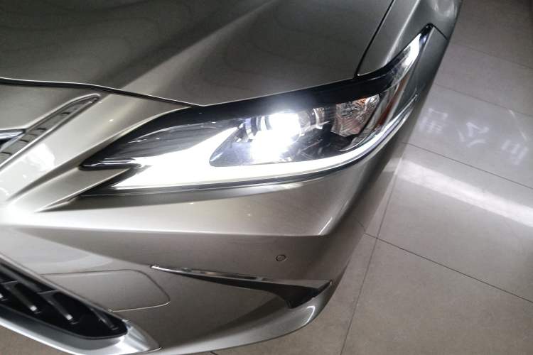 Used Lexus ES 2022 260 Excellence Edition Left Front Headlight