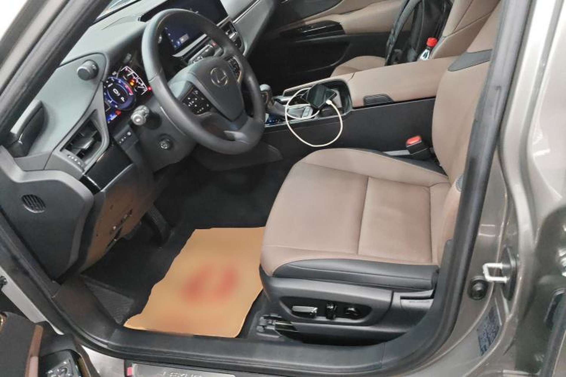 Used Lexus ES 2022 200 Excellence Edition Left Front Seat