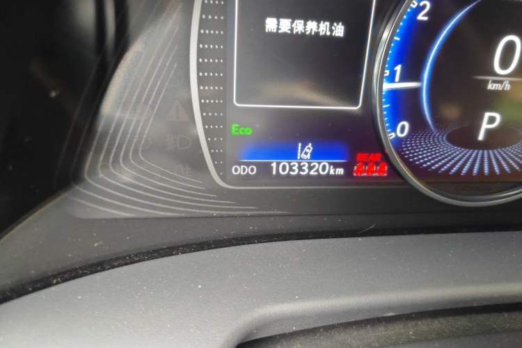 Used Lexus ES 2022 200 Excellence Edition Odometer Close Up