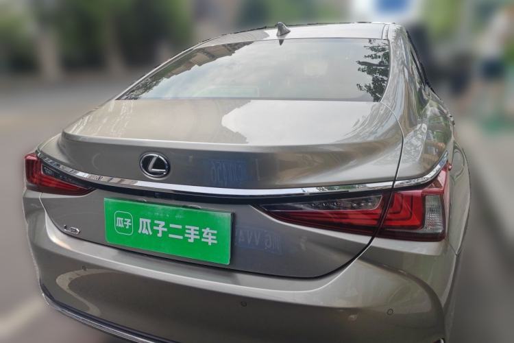 Used Lexus ES 2022 200 Excellence Edition Rear