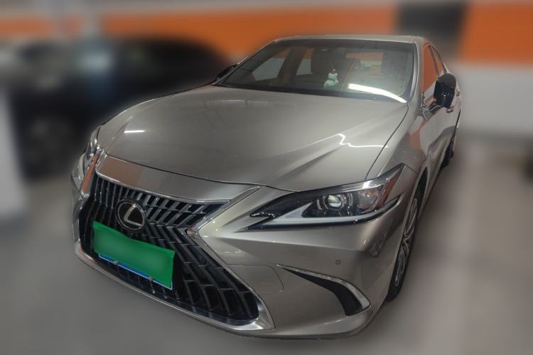 Używany Lexus ES 2022 200 Excellence Edition Guazi used car, China used car export, Used car for sale, Used cars, Cheapest cars for sale