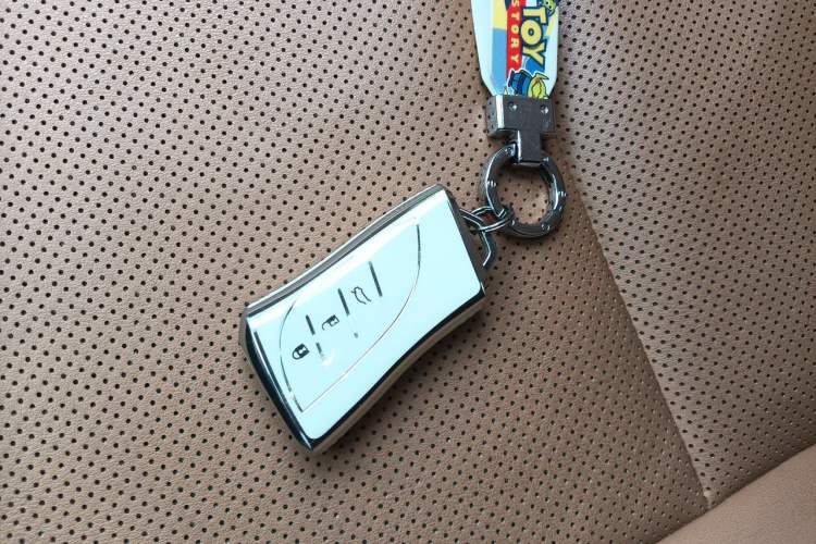 Used Lexus ES 2022 200 Excellence Edition Vehicle Key