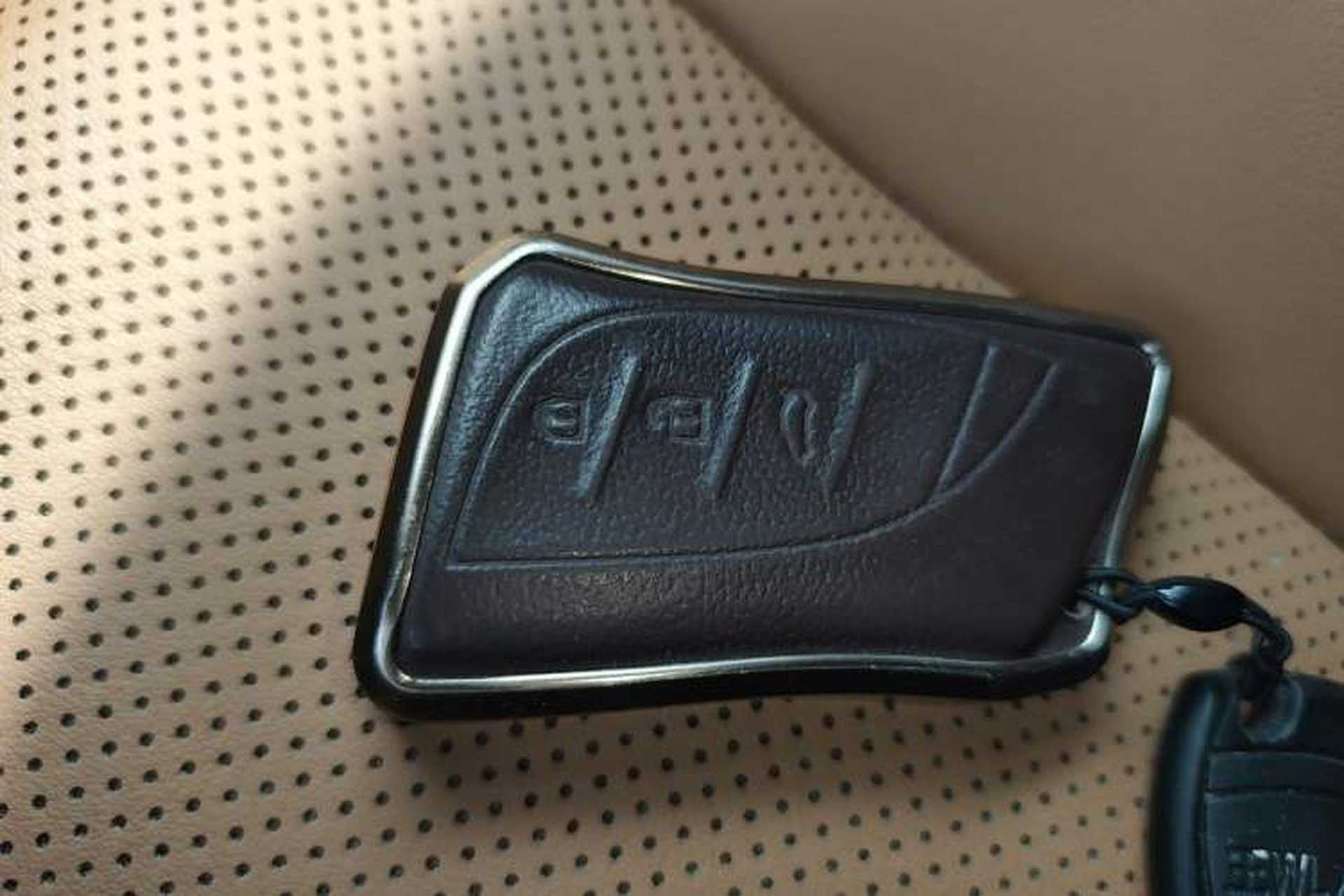 Used Lexus ES 2022 200 Excellence Edition Vehicle Key