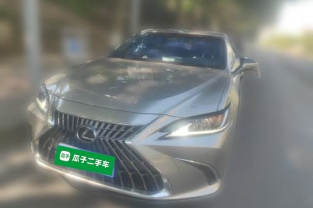 Used Lexus ES 2022 300h Excellence Edition