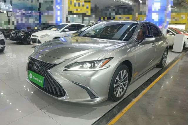 Used Lexus ES 2022 200 Excellence Edition