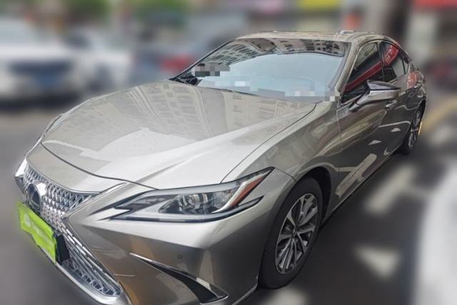 Used Lexus ES 2022 300h Excellence Edition