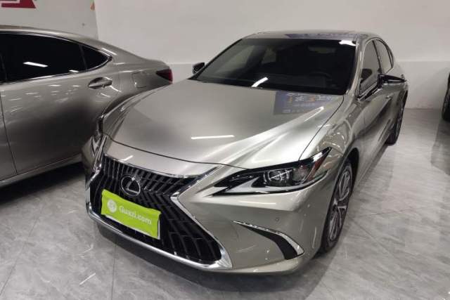 Used Lexus ES 2022 300h Excellence Edition