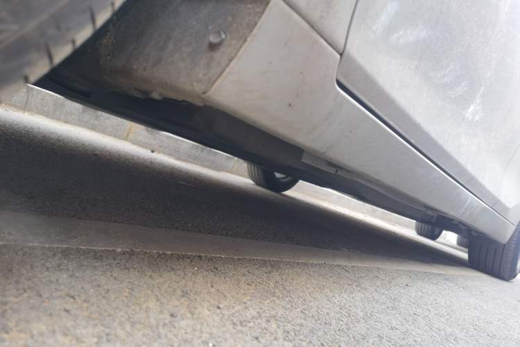 Used Lexus ES 2022 200 Excellence Edition Chassis Front Left