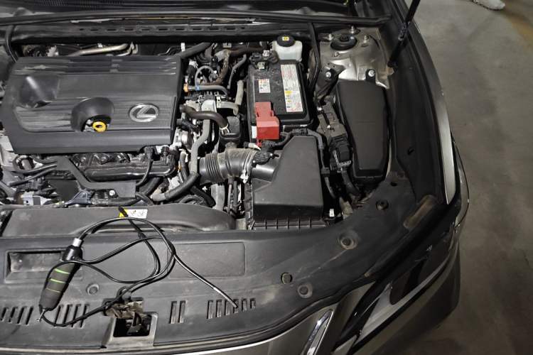 Used Lexus ES 2022 200 Luxury Edition Engine Bay Left