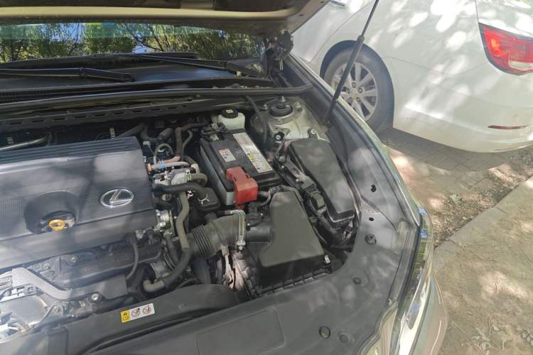 Used Lexus ES 2022 200 Luxury Edition Engine Bay Left