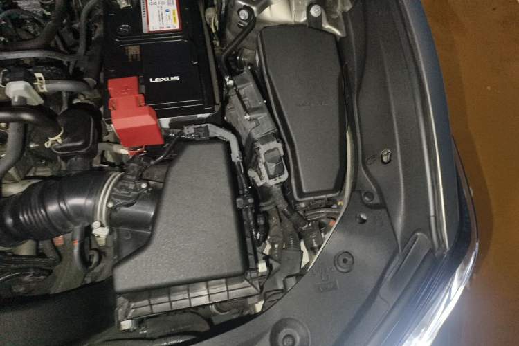 Used Lexus ES 2022 200 Luxury Edition Engine Bay Left
