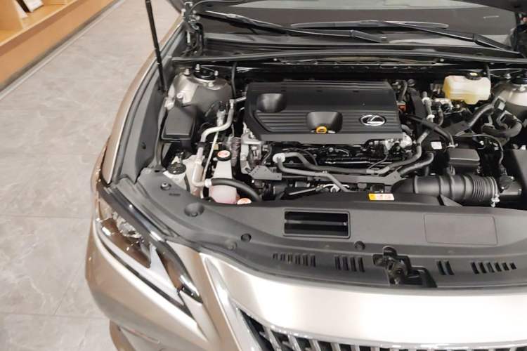 Used Lexus ES 2022 300h Excellence Edition Engine Bay Right
