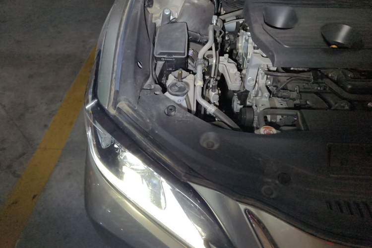 Used Lexus ES 2022 200 Excellence Edition Engine Bay Right