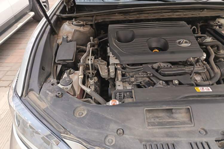 Used Lexus ES 2022 200 Excellence Edition Engine Bay Right