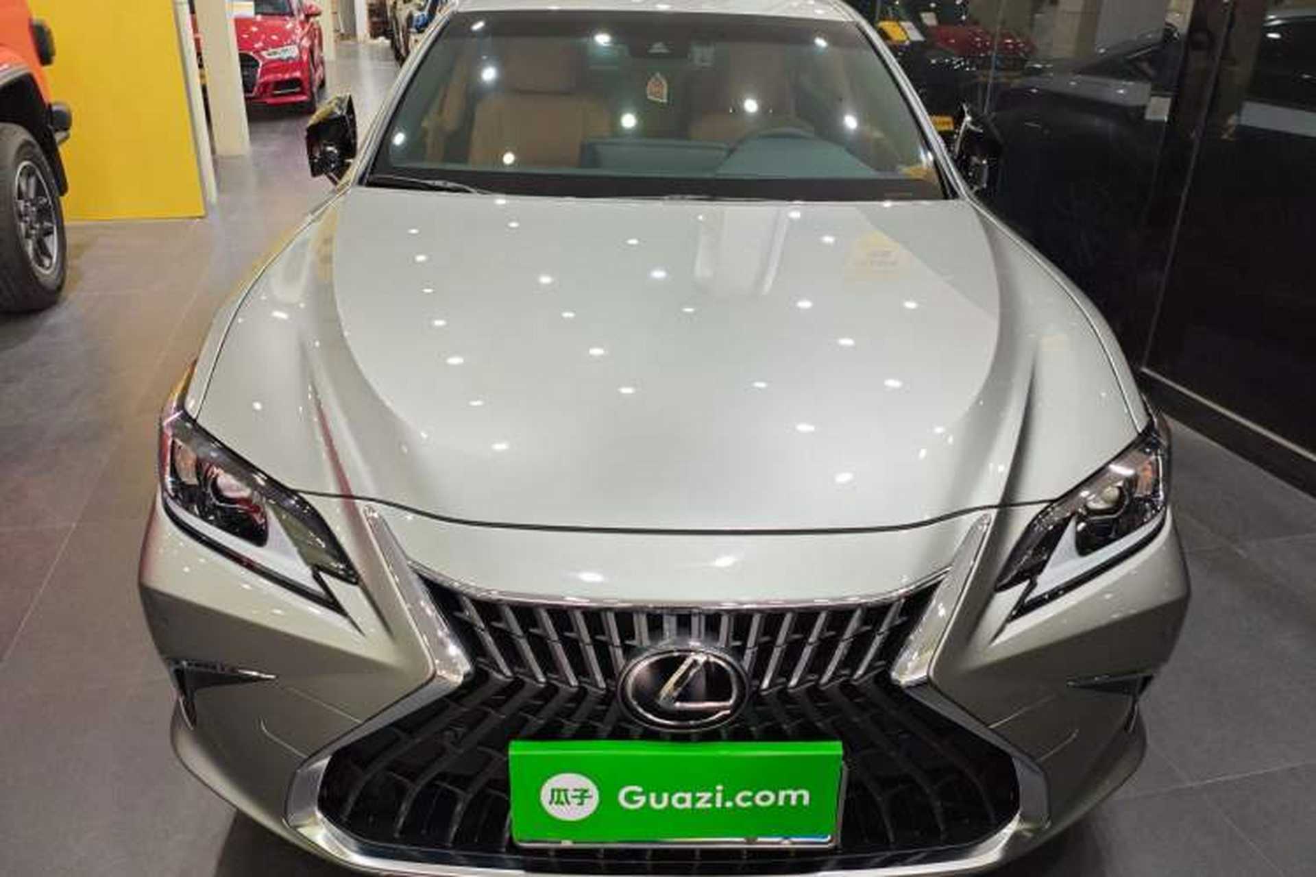 Used Lexus ES 2022 300h Excellence Edition Exterior 1