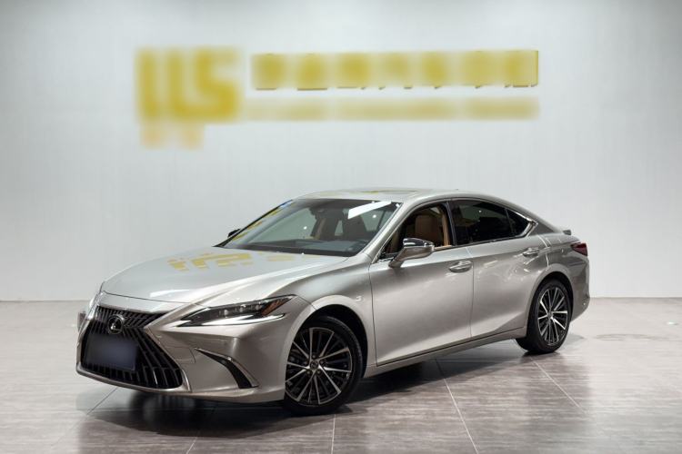 Used Lexus ES 2022 300h Deluxe Edition Exterior 1