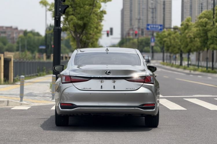 Used Lexus ES 2022 200 Excellence Edition Exterior 2