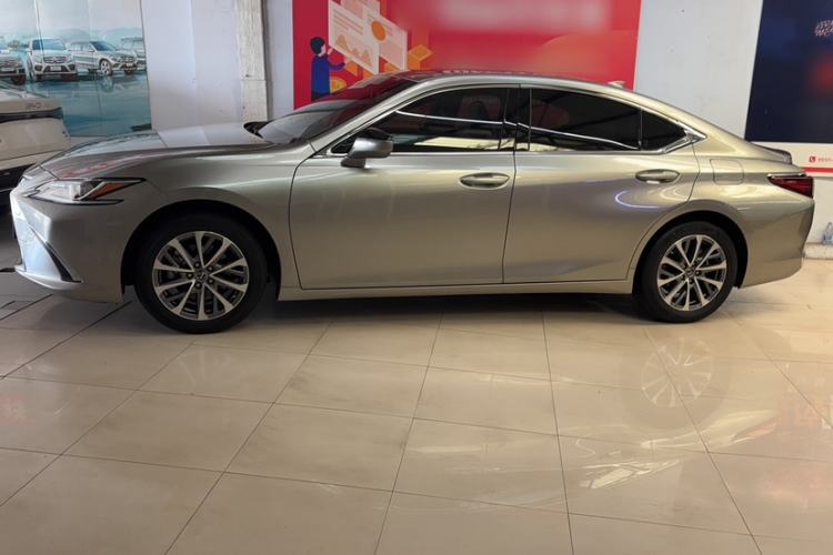 Used Lexus ES 2022 200 Excellence Edition Exterior 2