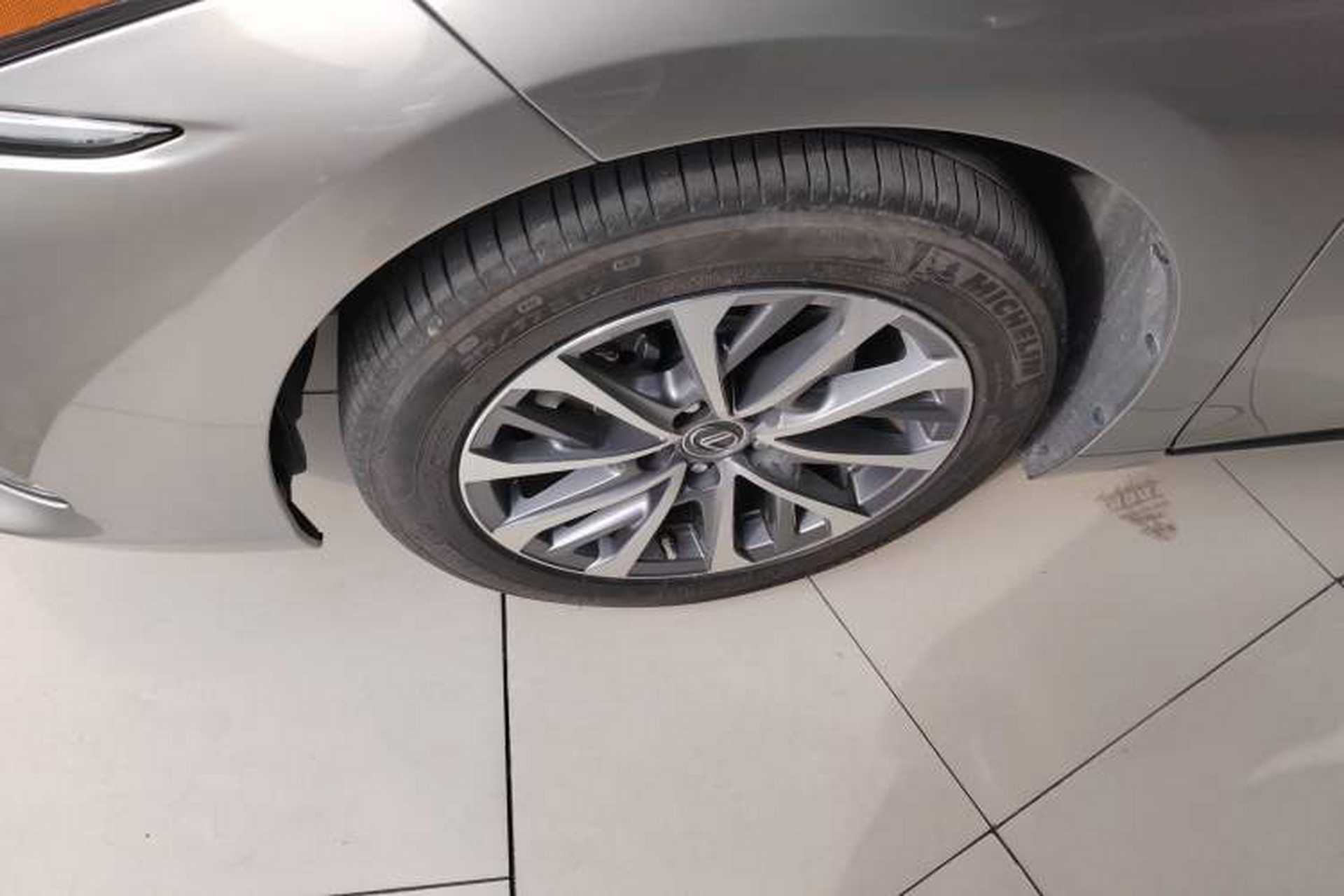 Used Lexus ES 2022 260 Excellence Edition Exterior 4