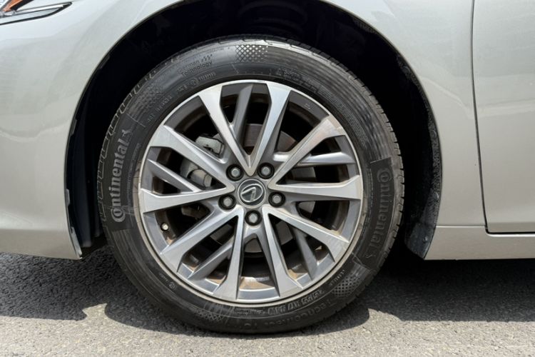 Used Lexus ES 2022 200 Excellence Edition Exterior 4