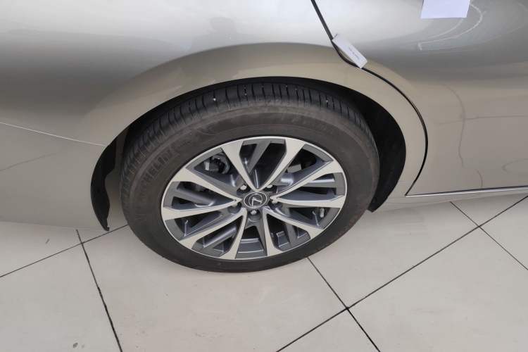 Used Lexus ES 2022 260 Excellence Edition Exterior 5
