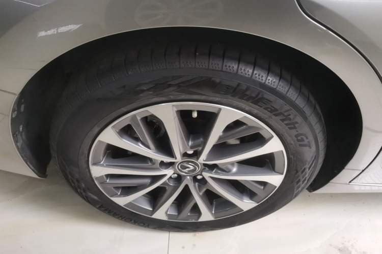 Used Lexus ES 2022 200 Excellence Edition Exterior 5