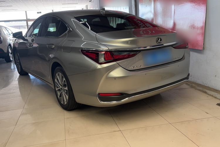 Used Lexus ES 2022 200 Excellence Edition Exterior 5