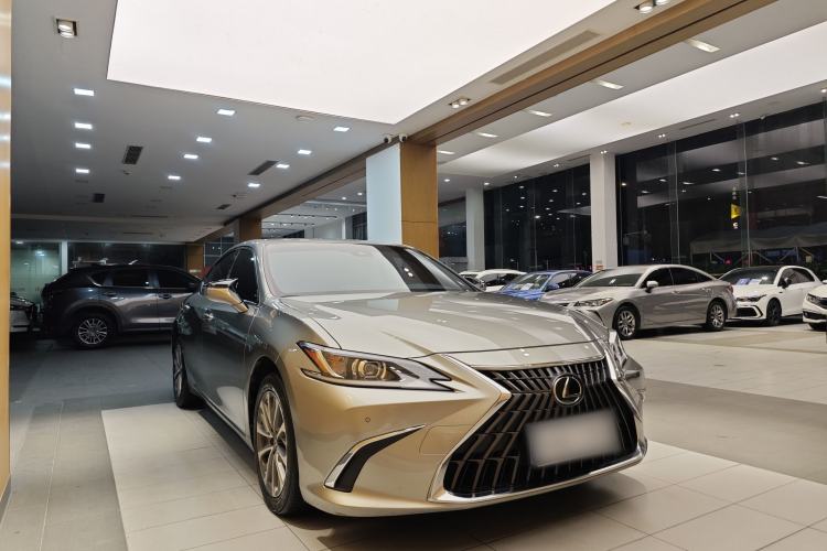 Used Lexus ES 2022 300h Excellence Edition Exterior 6