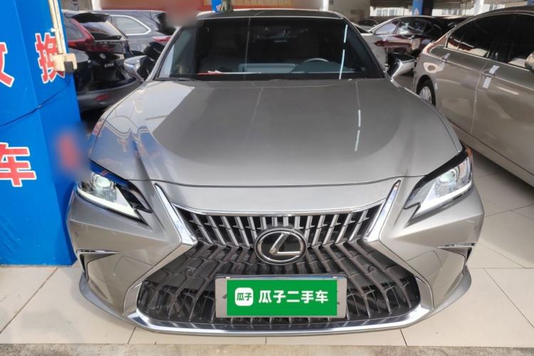 Used Lexus ES 2022 260 Excellence Edition Front