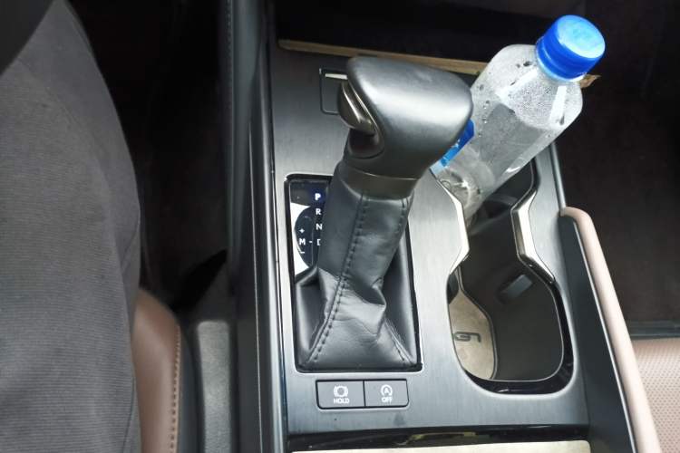 Used Lexus ES 2022 200 Excellence Edition Gear Lever