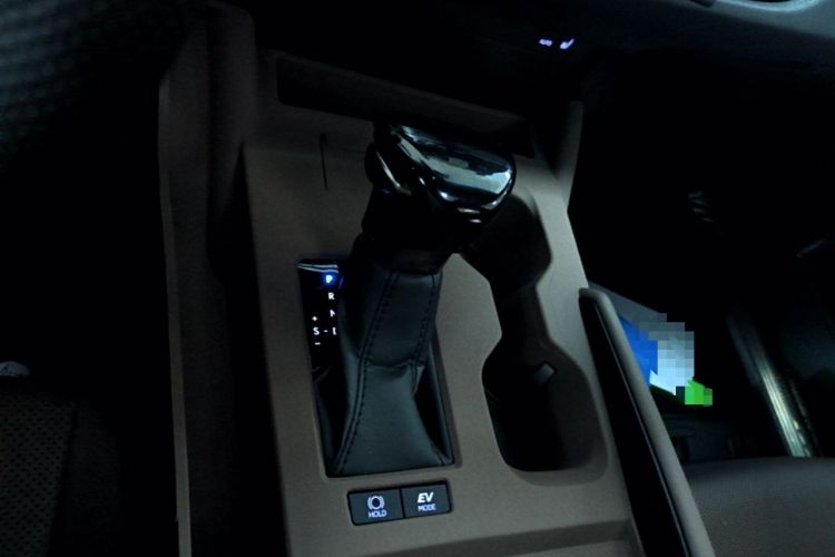 Used Lexus ES 2022 300h Excellence Edition Gear Lever