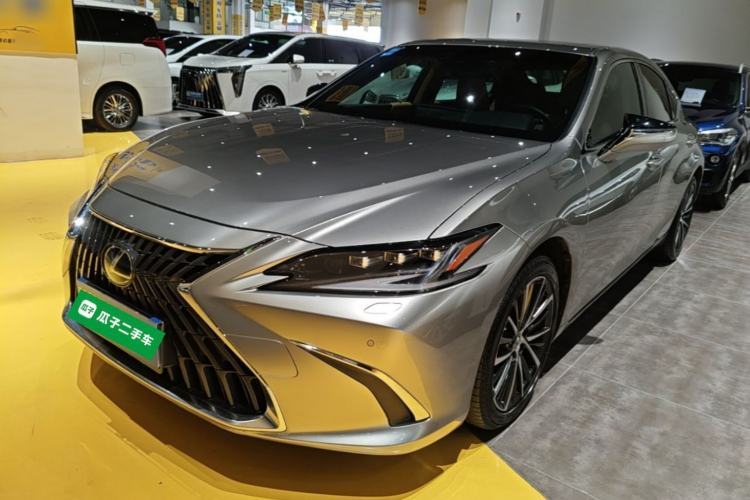 Used Lexus ES 2022 300h Deluxe Edition Guazi used car, China used car export, Used car for sale, Used cars, Cheapest cars for sale