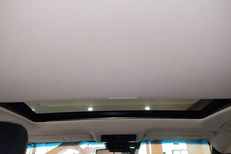 Used Lexus ES 2022 300h Excellence Edition Headliner