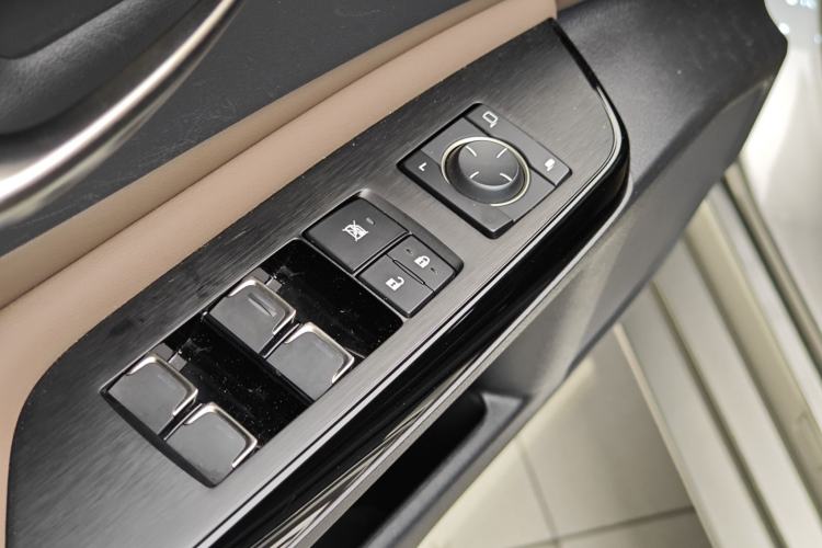 Used Lexus ES 2022 300h Excellence Edition Interior 11