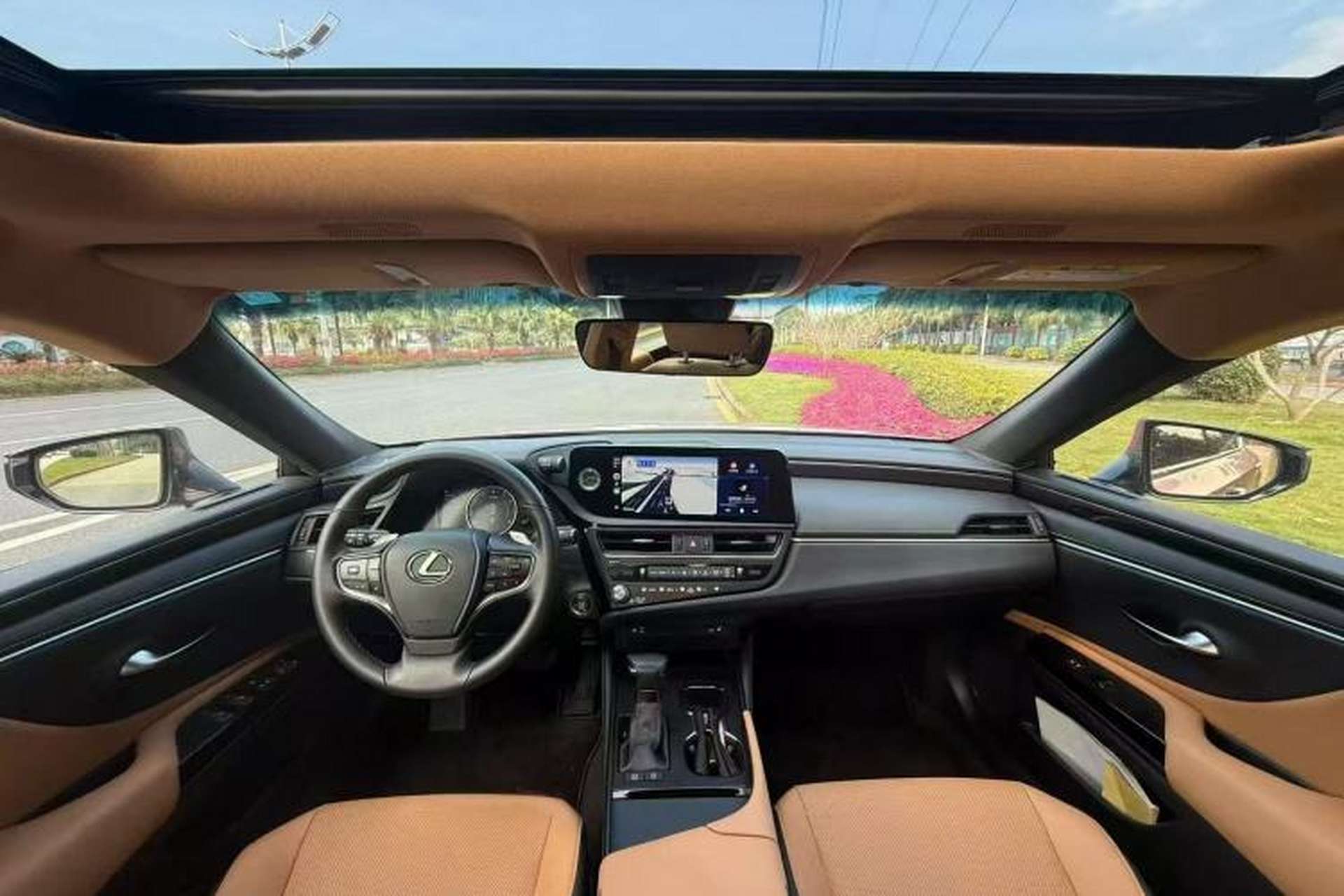 Used Lexus ES 2022 200 Excellence Edition Interior 2