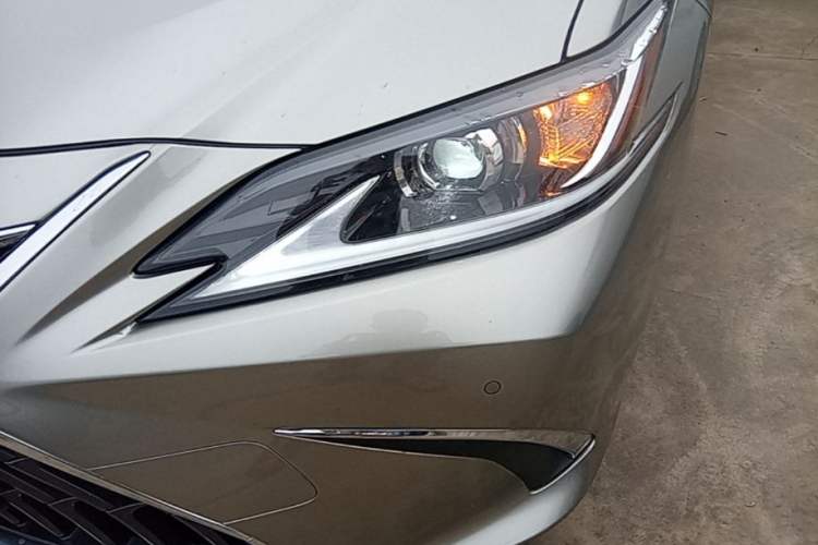 Used Lexus ES 2022 200 Excellence Edition Left Front Headlight