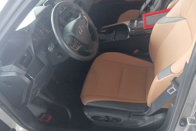 Used Lexus ES 2022 200 Excellence Edition Left Front Seat