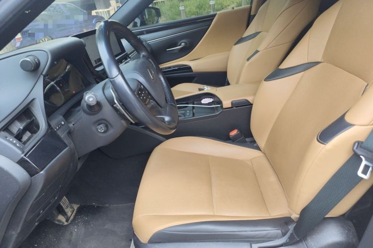 Used Lexus ES 2022 200 Excellence Edition Left Front Seat