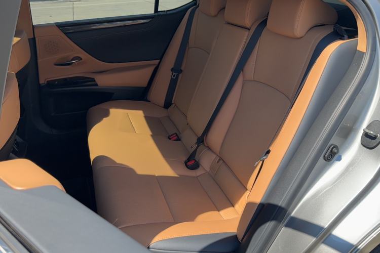 Used Lexus ES 2022 200 Excellence Edition Left Rear Seat