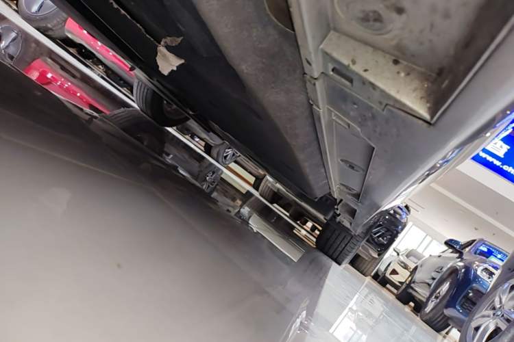 Used Lexus ES 2022 200 Excellence Edition Left Side Sill