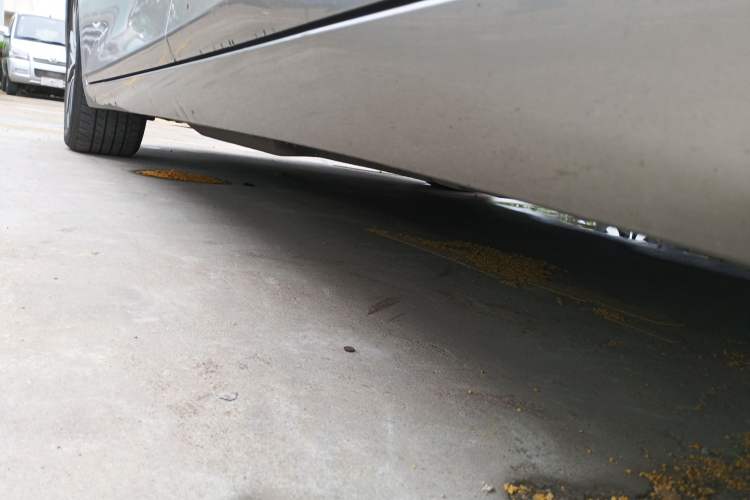 Used Lexus ES 2022 200 Excellence Edition Left Side Sill