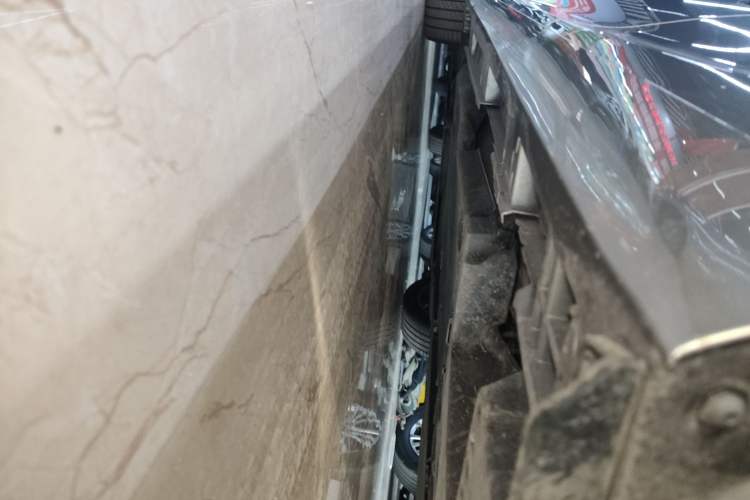 Used Lexus ES 2022 200 Excellence Edition Left Side Sill