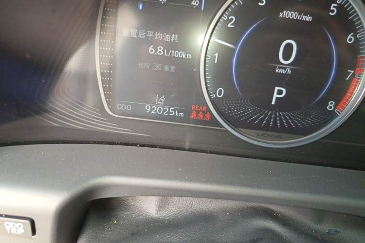 Used Lexus ES 2022 200 Excellence Edition Odometer Close Up