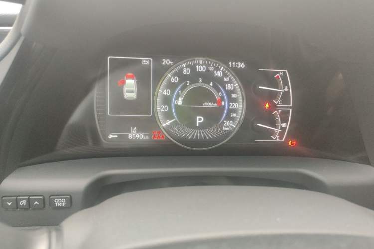 Used Lexus ES 2022 260 Excellence Edition Odometer Close Up