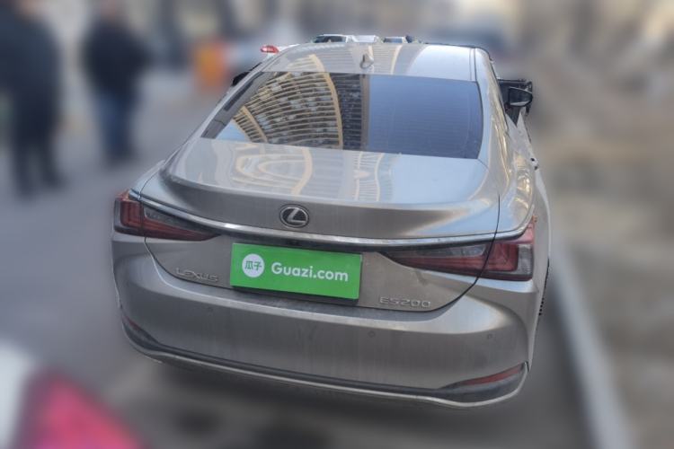 Used Lexus ES 2022 200 Excellence Edition Rear